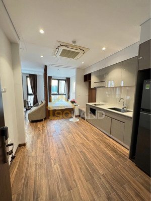 chính chủ cho thuê ccmn 2n2wc ngay phố xã đàn - đống đa (gần vincom phạm ngọc thạch)