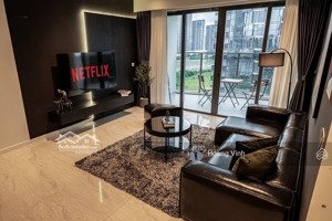 bán căn hộ view đẹp tại the gold view, bến vân đồn, giá 5 tỷ, 70m2, 2pn + 1wc,lh: vinh