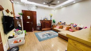 em cần bán chcc nam đô 609 trương định - hoàng mai với dt 90m2 thiết kế 2pn, giá chào 5,x tỷ có tl