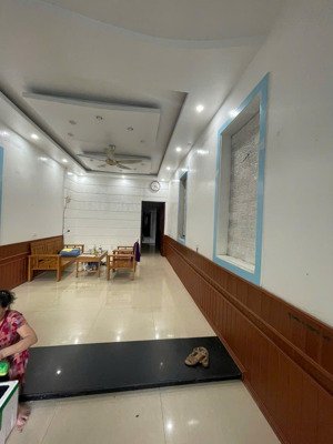 bán nhà mặt đường phương lưu gần đà nẵng, dt bìa 72m2 thực tế 150m2, ngang 5m, nhà 3 tầng chắc chắn