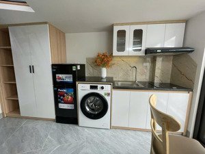 chính chủ cho thuê căn hộ mini full nội thất ở ngay tại trung kính, cầu giấy, lh 