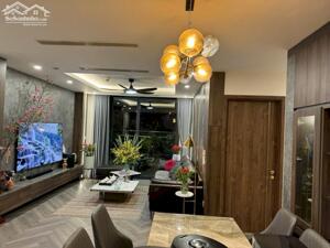 Chính chủ gửi bán căn chung cư Sunshine City Ciputra căn góc tòa S4 dt 113m 3PN full đồ có sổ bc ĐN