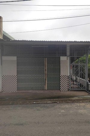 cho thuê mặt bằng kinh doanh ngay làng đại học, bến xe miền đông mới