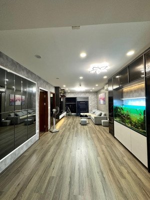 cần bán gấp căn 3 ngủ dream town ( coma 6) tây mỗ, nam từ liêm, dt 100m2 giá 4,8 tỷ, sẵn sổ full đồ