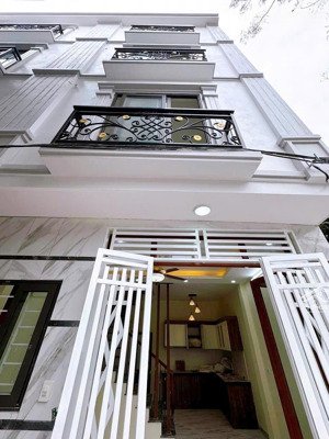 chỉ 3.1 tỷ nhà 4t tại an thắng - 350m ra ql6 tt chúc sơn, siêu thị lanchi, gần hồ điều hòa