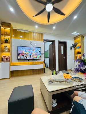 chỉ 4.x tỉ - 3 ngủ 2 vs - sđcc - chung cư kim văn kim lũ - định công - nguyễn xiển