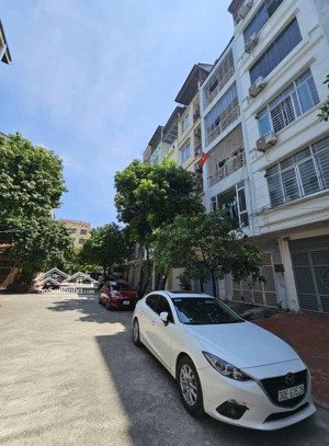 bán nhà phùng khoang trung văn đại mỗ 7,9 tỷ 42m2 4pn 4wc nội thất đầy đủ 