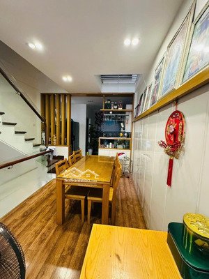 bán nhà ngõ 36/52 dịch vọng hậu 3pn, 3wc, 32m2x4t giá 6.38 tỷ siêu hot, cầu giấy, hà nội