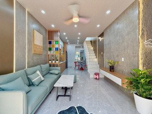 vf3 đỗ cửa, hàng xóm aeon mall, phố đàm quang trung 35m2 x 5tầng chỉ 7tỷ35 còn thương lượng