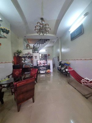 mặt tiền kinh doanh đúc 4 tấm ngay nguyễn văn quá chỉ 6 tỷ/88m2