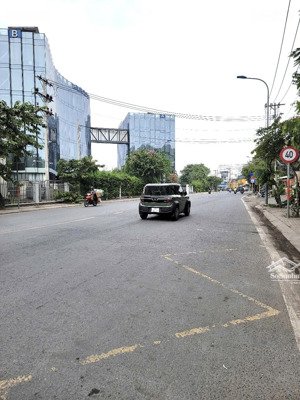 hiếm - đất mặt tiền ngang 7m nở hậu xây dựng cao tầng ngay ga metro