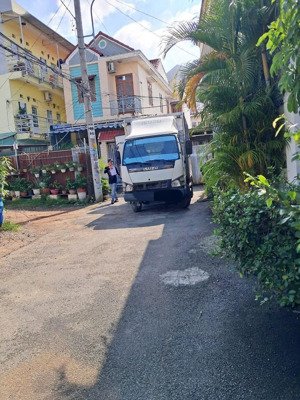 bán lô đất cực đẹp đg 9, trường thọ dt 5,6x19m sổ hồng riêng đường xe tải ngay ubnd trường thọ
