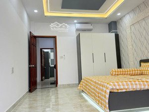 nhà 1 trệt 2 lầu sát ngã tư ga cách đường hà huy giáp chỉ 100m vị trí cực đẹp thuận tiện di chuyển