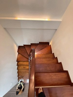 bán nhà 5 tầng - kinh doanh đối diện kđt parkcity. dt: 50m2. gía 15,8 tỷ có tl. lh: 