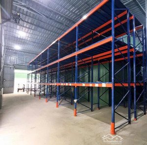 cần cho thuê gấp kho quận 7 dt 230m giá chỉ 30tr/th.