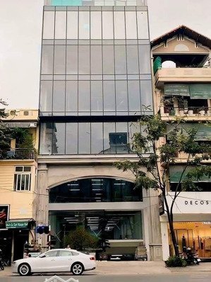 toà nhà 7 tầng (1 hầm + thang máy) 8x20m, gần 900m2 sàn, mặt tiền khu bình phú