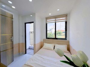tòa chdv xã đàn, 12 căn hộ 1n1k, dòng tiền 1 tỷ/năm, 30m ra ô tô, gần đh bách khoa, 62m