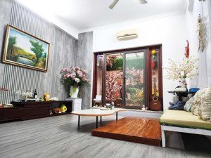 chính chủ cần bán gấp nhà 4 tầng yên nghĩa - hà đông. chỉ 3 tỷ hơn. 10m ô tô