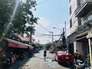 hiếm - đất mặt tiền ngang 6m nỡ hậu kd sâm uất ,xây dựng cao tầng đường nhựa 10m