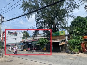 hàng kín bán gấp nhà mt bình quới. q bình thạnh, dt: 32x 63, giá 200 tỷ , mua là lời ngay