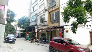 chính chủ cho thuê nhà nguyên căn 5 tầng tại phố đồng me, mễ trì