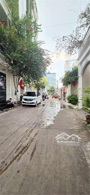 nhà 2 mặt tiền hẻm xe hơi nguyễn văn quá, q12 ngang hơn 6m 111m hơn 6 tỷ