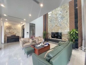 bán nhà đẹp 5 tầng có thang máy xã đàn ô tô vào nhà ở sướng chỉ từ 2x tỷ