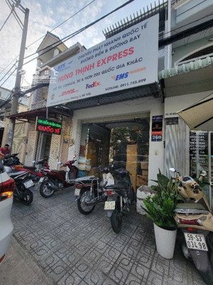 hàng hiếm - mặt tiền kinh doanh mua bán - (dt: 4x15.5m) - trệt 2 lầu - ngay nguyễn văn công