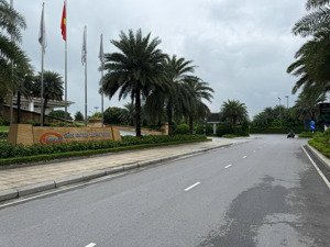 cần bán nhà phúc đồng long biên hà nội.
