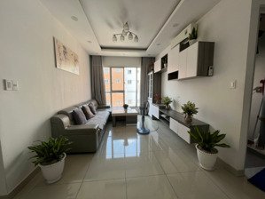 chính chủ cần bán căn ruby 2pn-2wc, dt: 67m2, tầng cao, nội thất dính tường, có sổ hồng, 3.65 tỷ