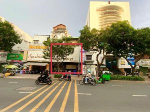 hàng kín,hẻm xe hơ bình quới,quận bình thạnh, dt: 20x28, giá 49 tỷ mua là lời ngay