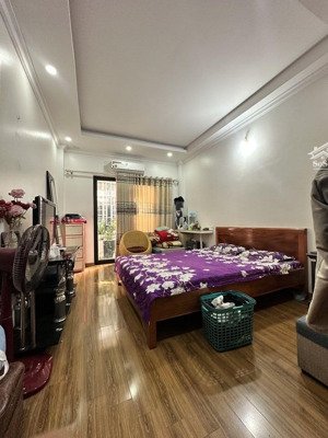 hiếm! nhà phố xã đàn 28,5m, 5.35 tỷ ngõ ô tô trung tâm đống đa