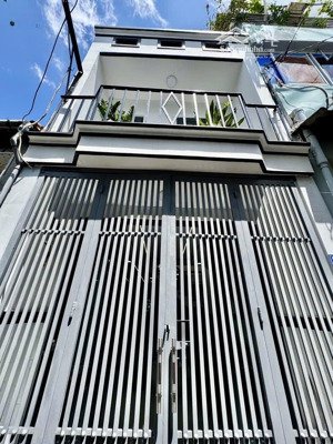 siêu phẩm 2 tầng-2pn - hẻm ba gác - nhà full nội thất vào ở ngay chỉ hơn 3.2 tỷ