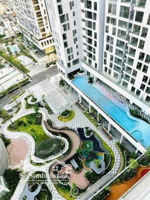cho thuê cc 4pn, 3vs, 160m2 tại landmark 81, giá siêu hời 150 triệu vnd