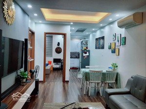 chung cư a14 nam trung yên dt 62m2 (2n2wc) sẵn sổ, chủ nhà bán nhanh nên giá rất mềm, full nội thất