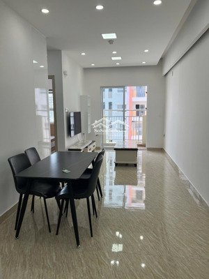 bán căn hộ thương mại hoàng quân 56m², full nội thất, giá 1.86 tỷ