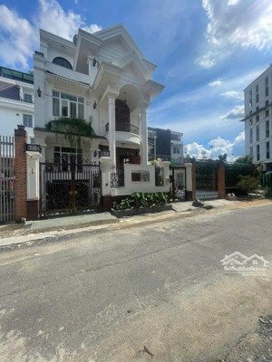 bán gấp biệt thự siêu đẹp khu compoud cao đức lân , an phú ,q2-160m2 ( 10x16) hầm 4 tầng gía 36 tỷ