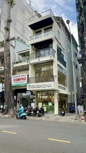 góc 2mt tôn thất tùng - đoạn đẹp - 4.2x20 - 5 tầng - hđt 1.2 tỷ/năm - chỉ 35 tỷ