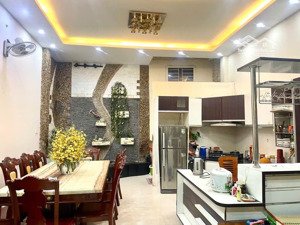 nhà ung văn khiêm , p25 , bình thạnh 124m2 ( 5,2 x 24) _ 4 tầng đẹp - ô tô ngủ nhà _ 18,5 tỷ tl