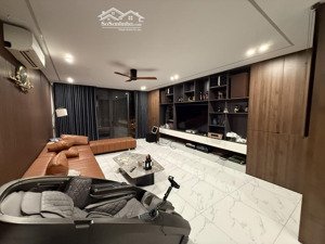 bán biệt thự cổ linh 115 m 6 tầng thang máy nội thất nhập khẩu đường ô tô phân lô