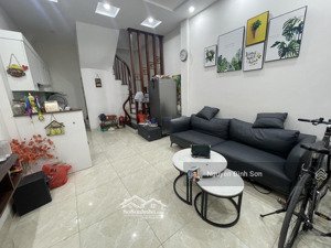 bán nhà ngọc lâm 46m 7.1 tỷ 10m ra ôtô mt rộng 6.1m hiếm