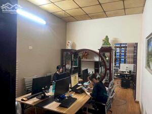 Cho thuê nhà ngõ 10 Mai Dịch, Cầu Giấy 70m x 2T, 3PN2VS giá 13.5tr, ở nhóm, gia đình