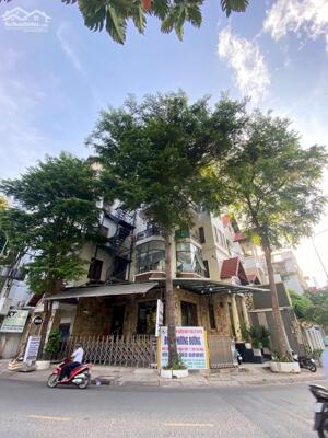 Bán biệt thự 35.5 tỷ,Hầm,4 tấm, 13.7m x 17.6m, mặt tiền đường Diệp Minh Châu, Phường Tân Sơn Nhì