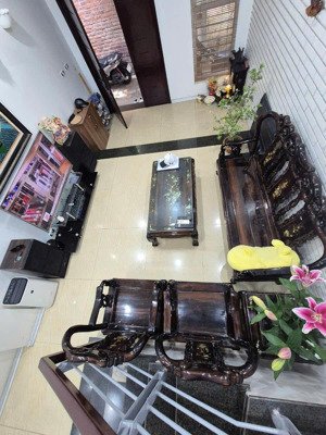 siêu hiếm bán nhà 3 tầng phố khương trung, ngay gần ngã tư sở, 45m2 giá hơn 4 tỷ