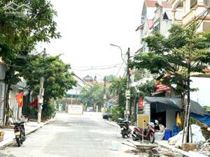 Bán lô đất 92m2 full thổ cư phố Nguyễn Thị Giang, Liên Bảo