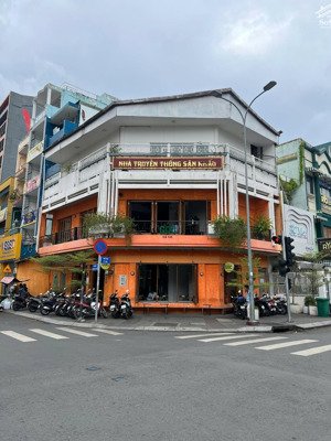 ngộp bank cần bán gấp ngay mt điện biên phủ-phan văn hân dt 6,8x25m kc 5 tầng hđt 100tr giá 27tỷ tl