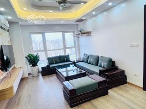 chính chủ em bán căn góc 3pn toà ct8b dương nội full nội thất, sẵn sổ giao dịch ngay. tầng 22