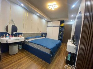 nhà đẹp ở luôn - 30m ra mặt phố - tặng lại 90% nội thất xịn sò - chỉ việc xách vali về ở