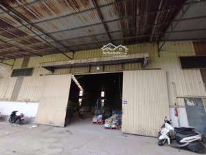 cho thuê kho kcn nam thăng long, bắc từ liêm. dt 750m và 900m khung thép zamin có pccc. giá 90k/m