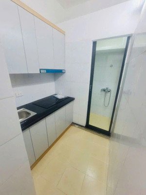 bán căn hộ chung cư tại thành công, 4,3 tỷ, 65m2, 2pn, 1wc, nội thất đầy đủ. gần chợ, trường học